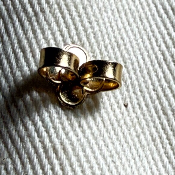 $395 Authentic LOUIS VUITTON made in ITALY Unisex Gold Pierced 1 Earring Only - Picture 6 of 8